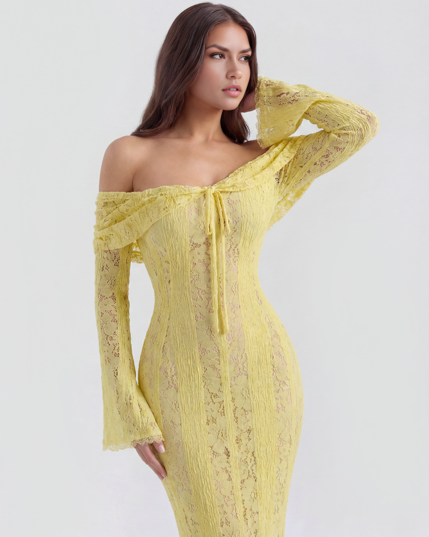 Sorella | Vestido largo de encaje con mangas acampanadas en Amarillo