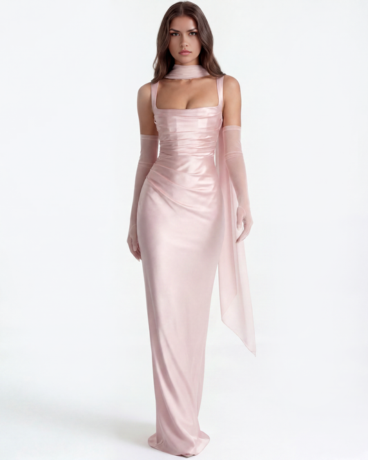 Serafina | Vestido largo satinado con escote cuadrado en Rosa