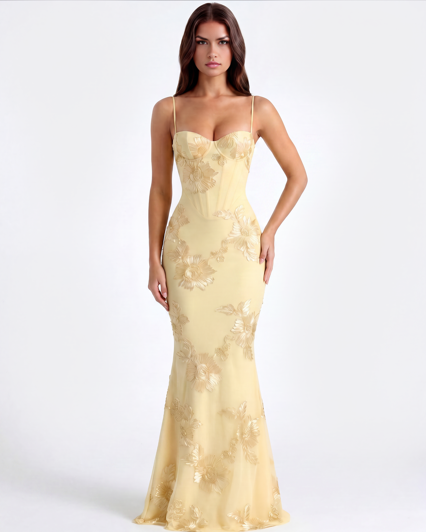 Orietta | Vestido largo con corsé floral bordado en Amarillo