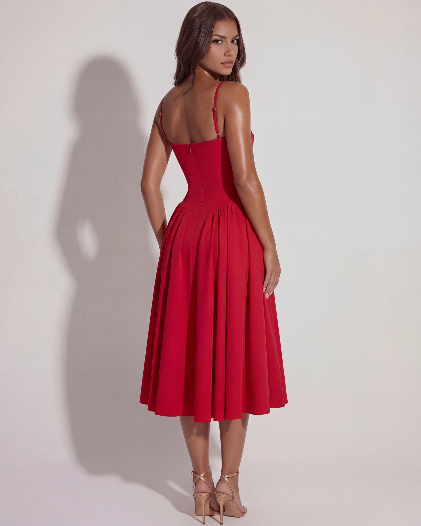 Maristela | Vestido midi con corsé y falda fluida en Negro