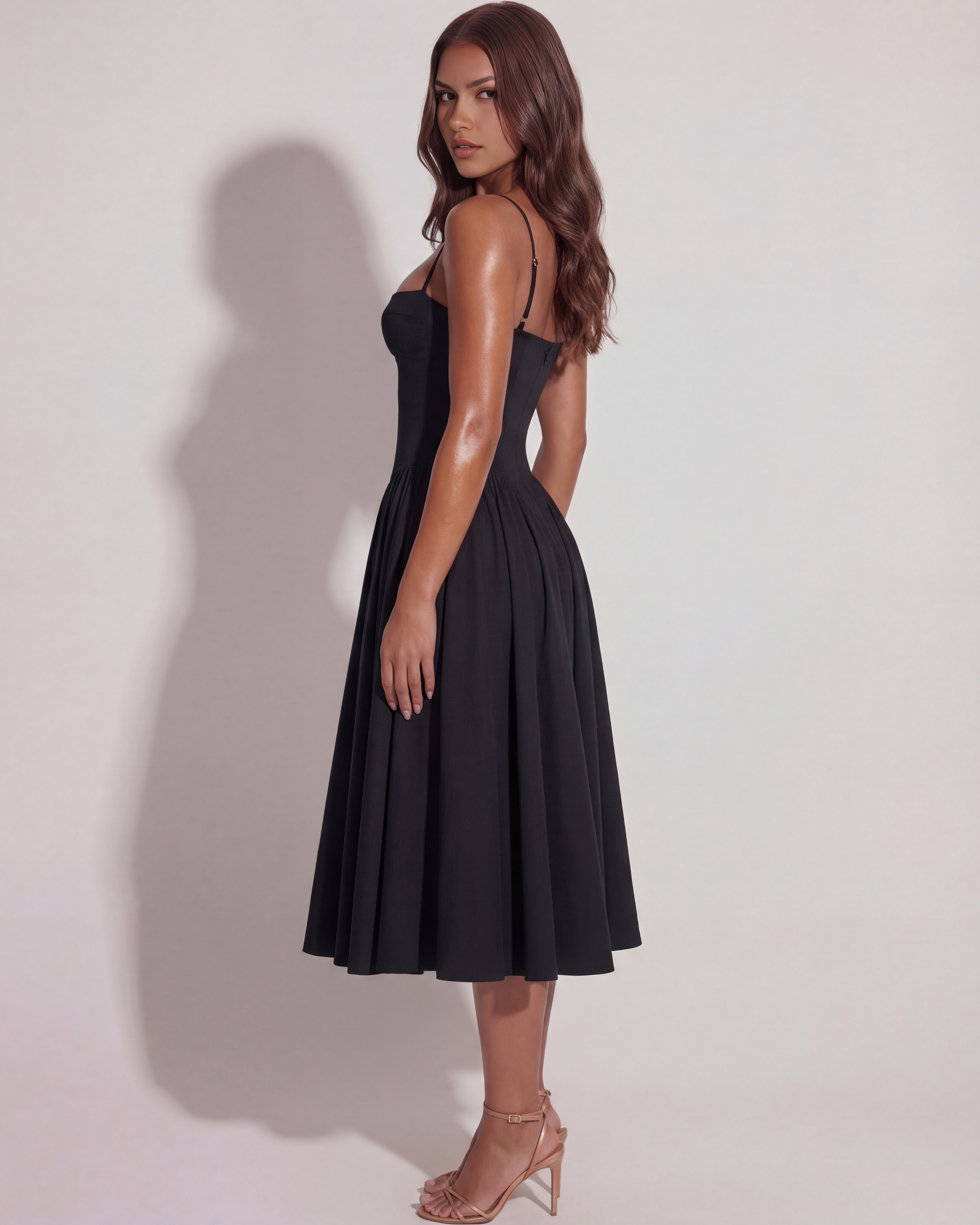 Maristela | Vestido midi con corsé y falda fluida en Rojo