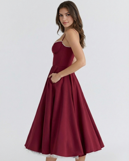 Cressida | Vestido midi con corsé y falda de tul en Burdeos