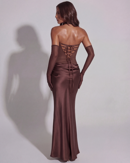 Nerissa | Vestido largo satinado con escote drapeado