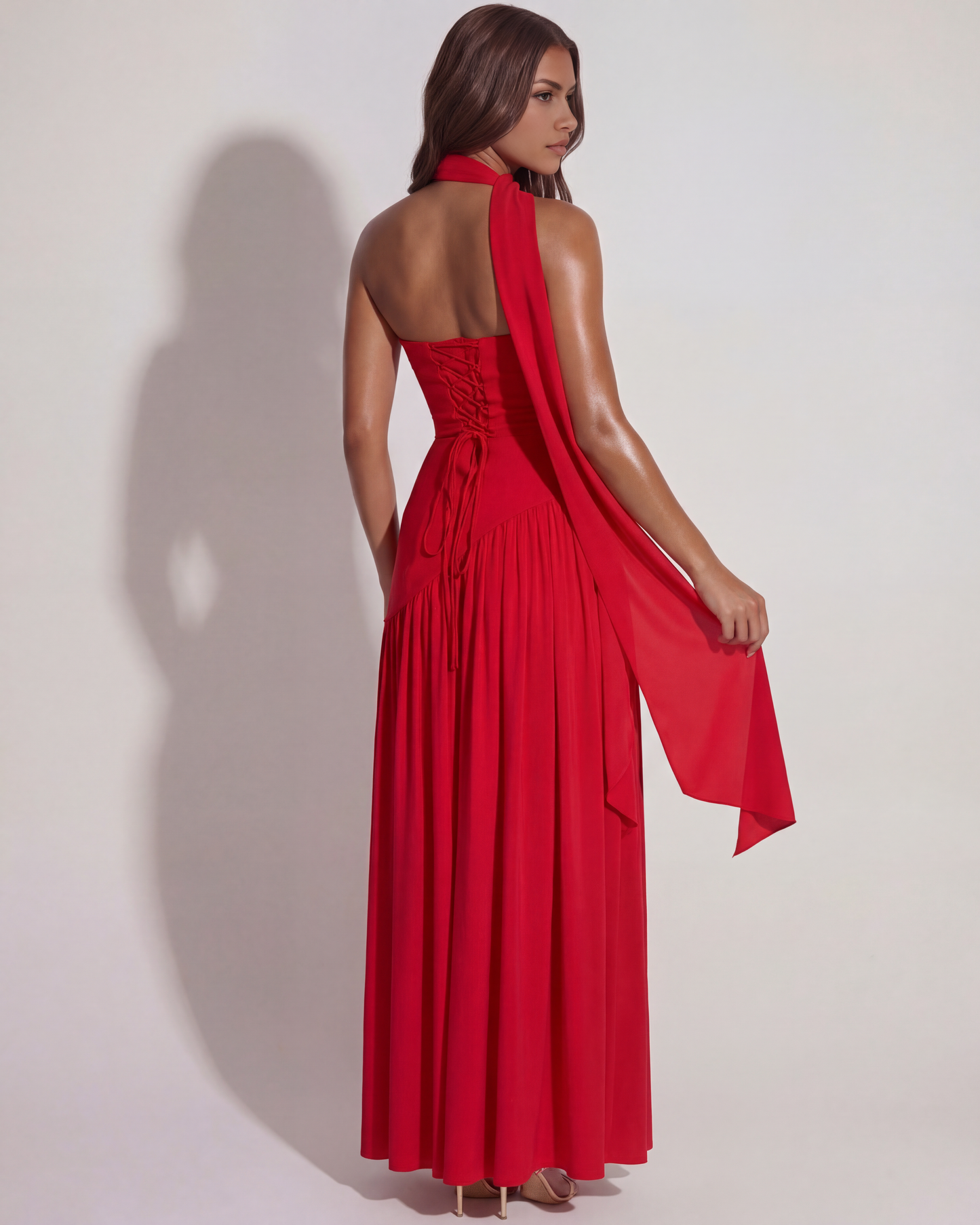 Melisande | Vestido largo strapless con abertura en Blanco