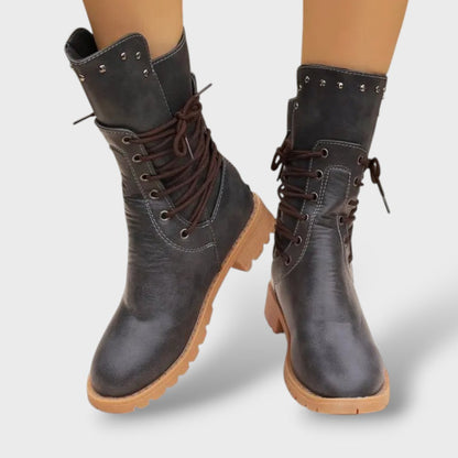 Ravenna | Botas biker de media caña con tachuelas