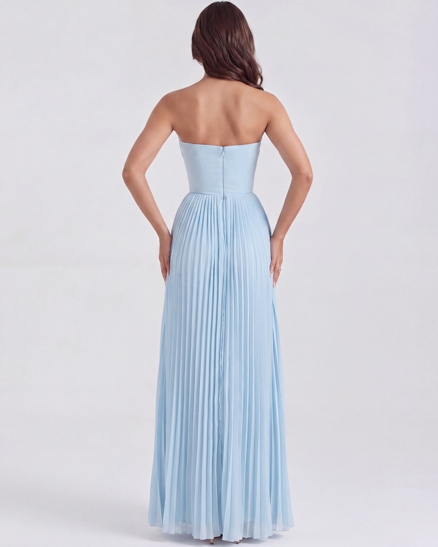Bellaria | Vestido largo plisado con escote strapless