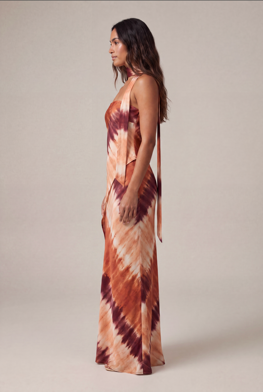 Aitana | Vestido largo estampado con escote palabra de honor