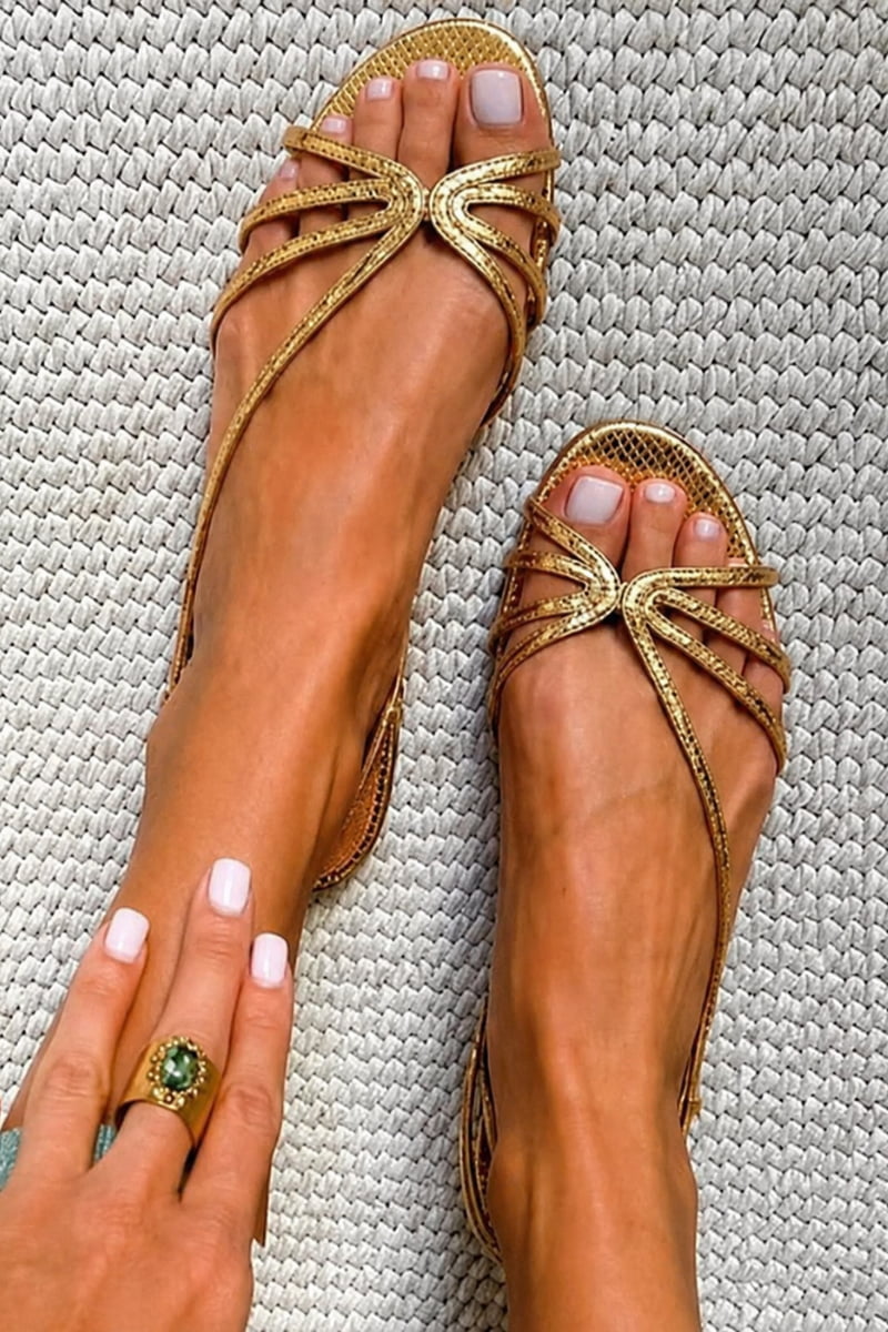 Aurelia | Sandalias planas doradas de tiras finas