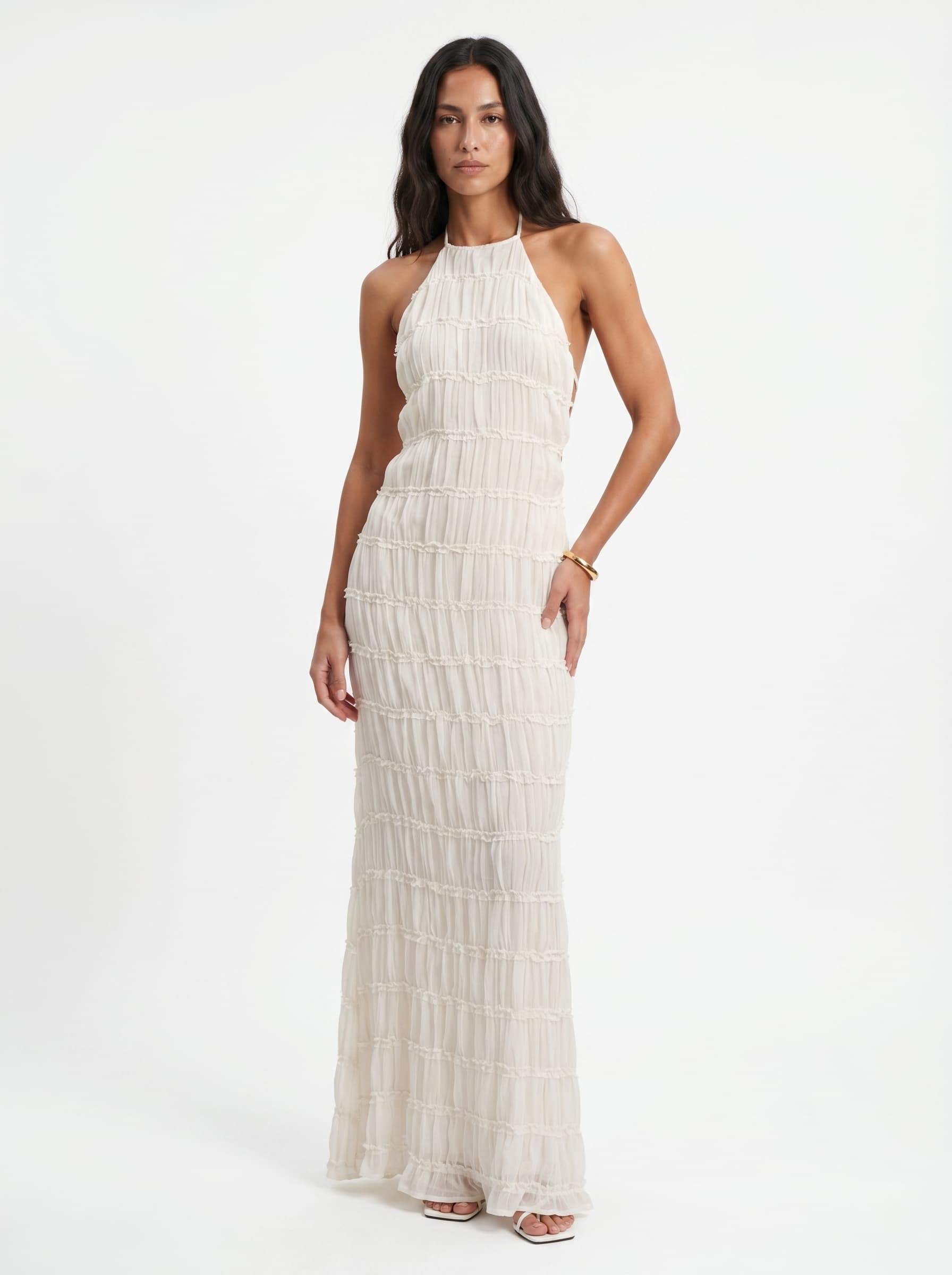 Angela | Vestido largo halter con textura plisada