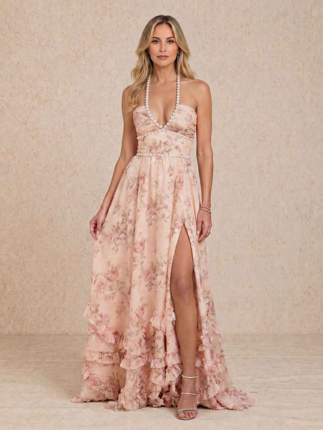 Vera | Vestido largo floral con escote halter y abertura
