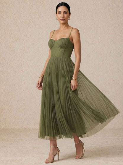 Isadora | Vestido midi plisado con cuerpo corsé