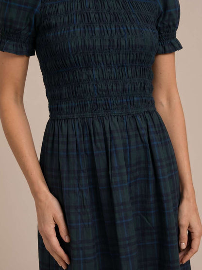 Elena | Vestido corto de cuadros con mangas abullonadas