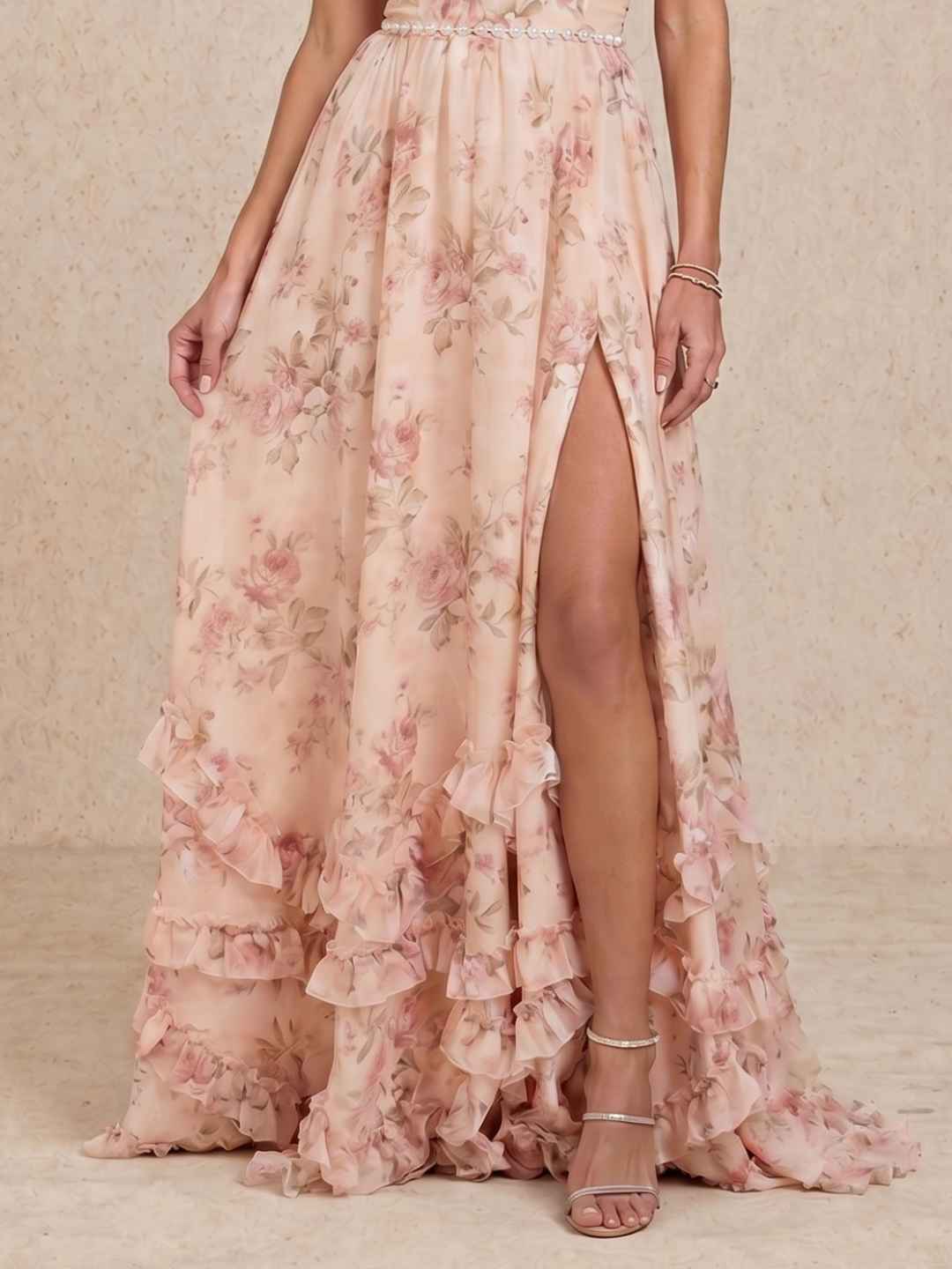 Vera | Vestido largo floral con escote halter y abertura
