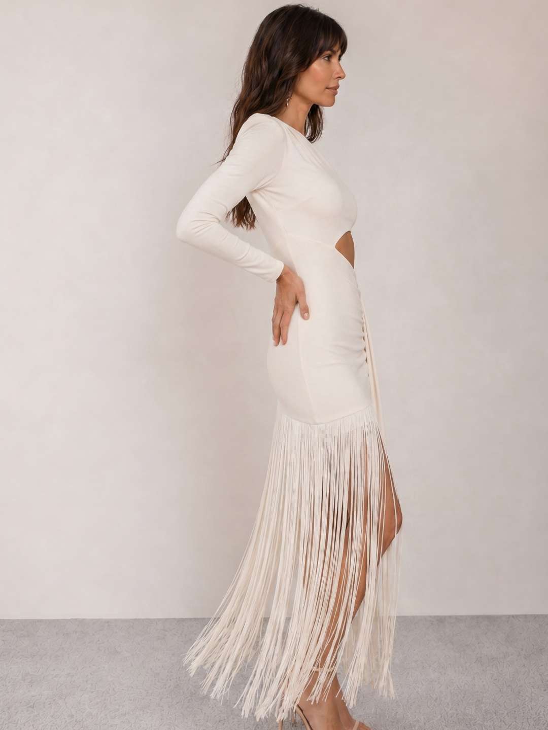 Bianca | Vestido midi asimétrico con flecos