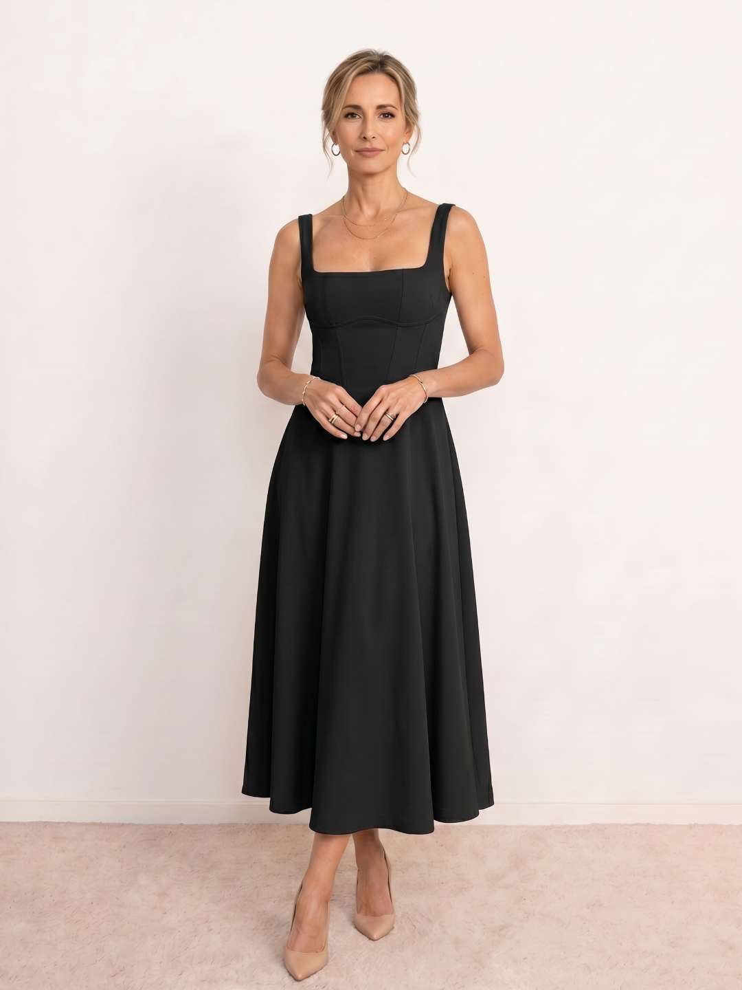 Scarlett | Vestido midi con escote cuadrado