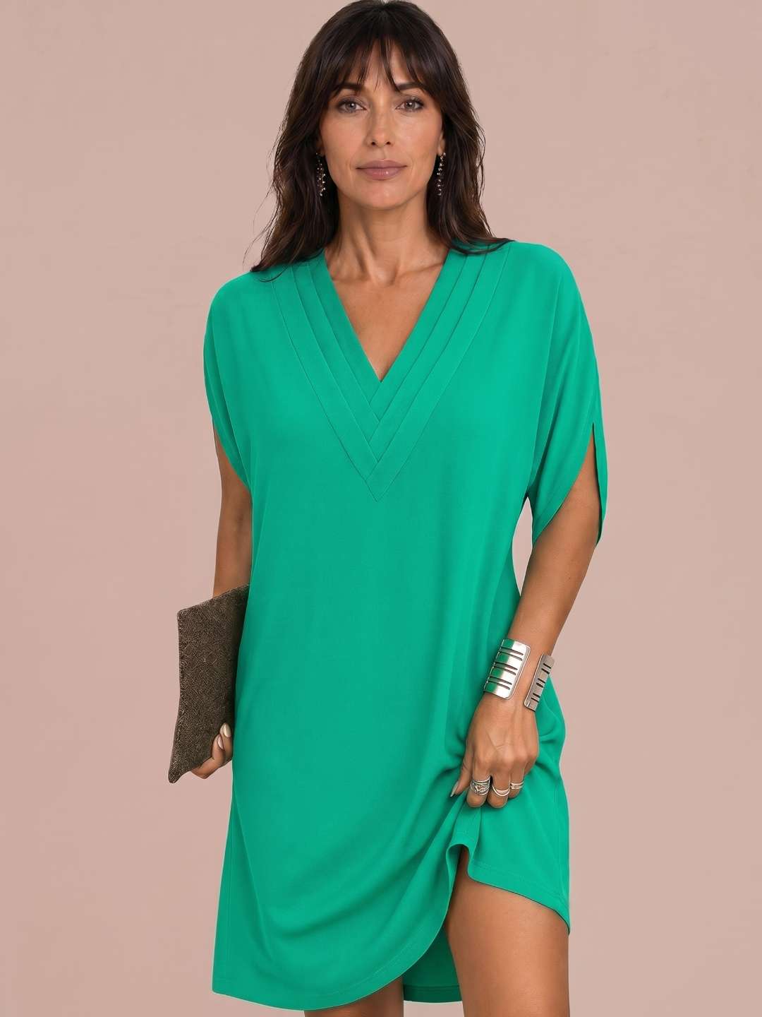 Maya | Vestido corto fluido con escote en V
