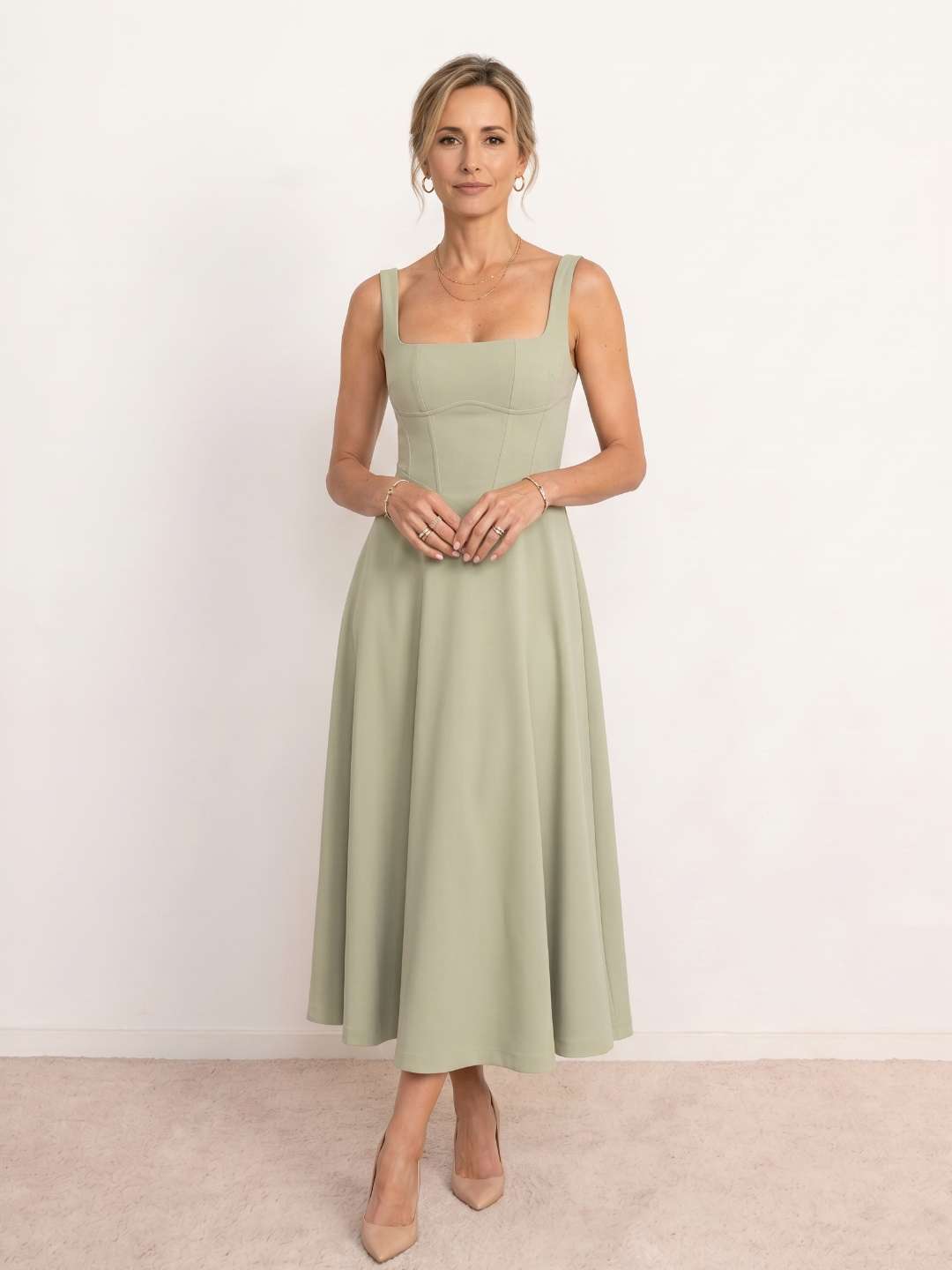 Scarlett | Vestido midi con escote cuadrado