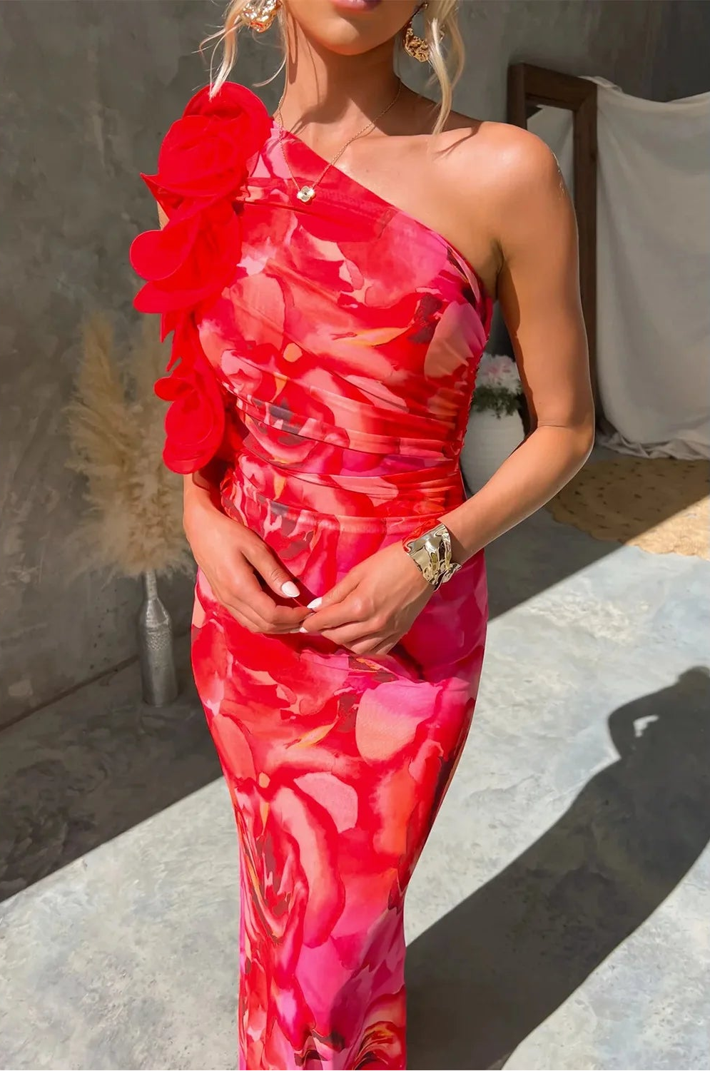 Isadora | Vestido midi floral con bajo sirena