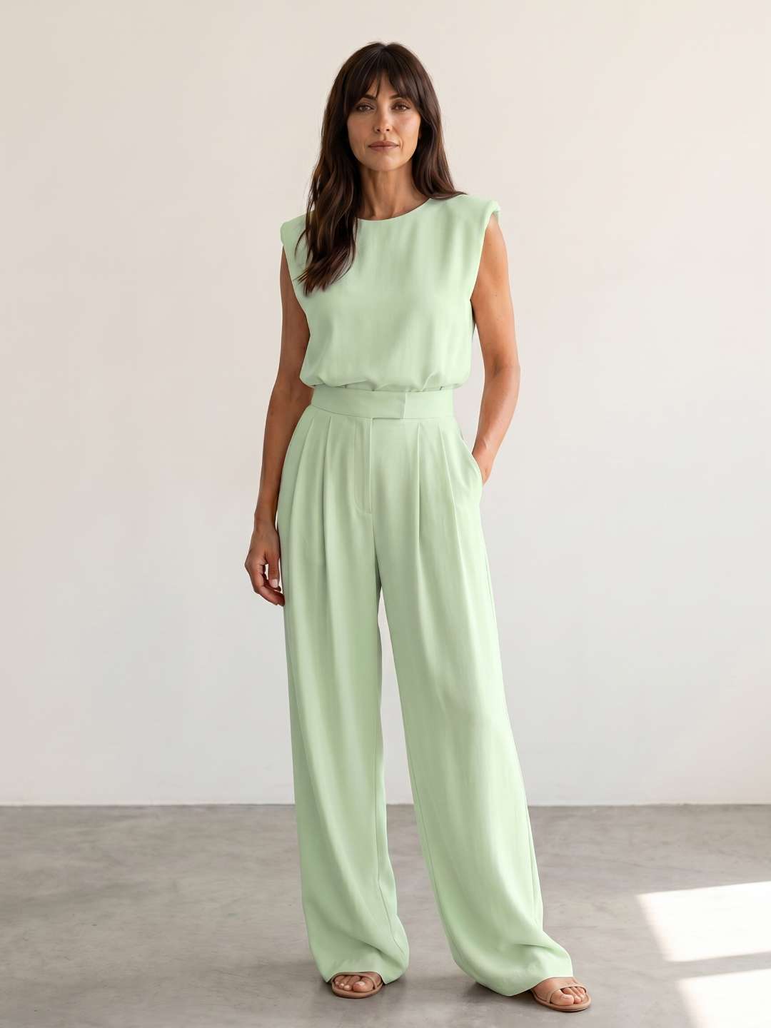 Adriana | Conjunto fluido con top estructurado y pantalón ancho
