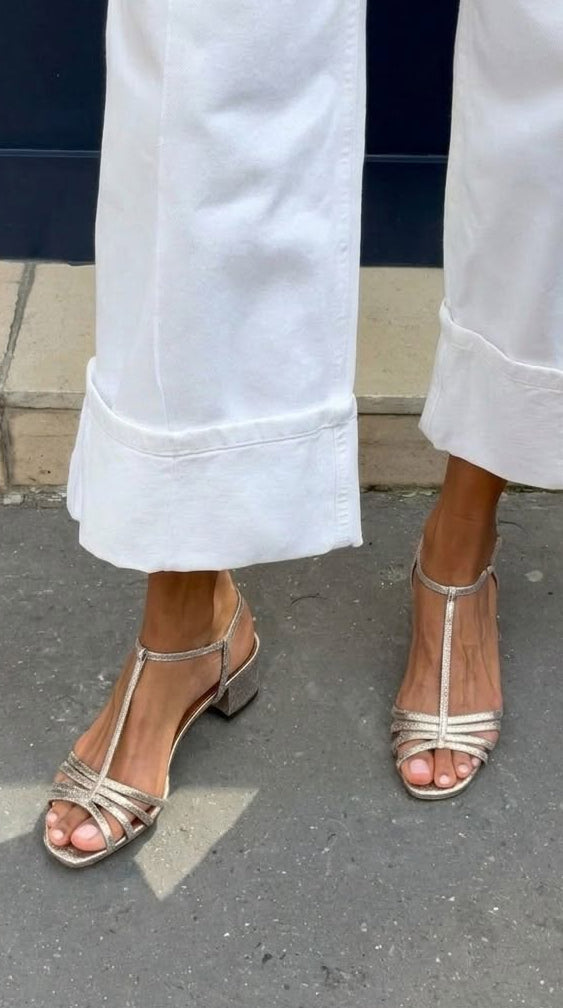Elisetta | Sandalias doradas de tacón bajo