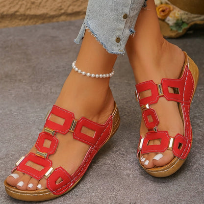 Esmeralda | Sandalias verdes con apliques dorados