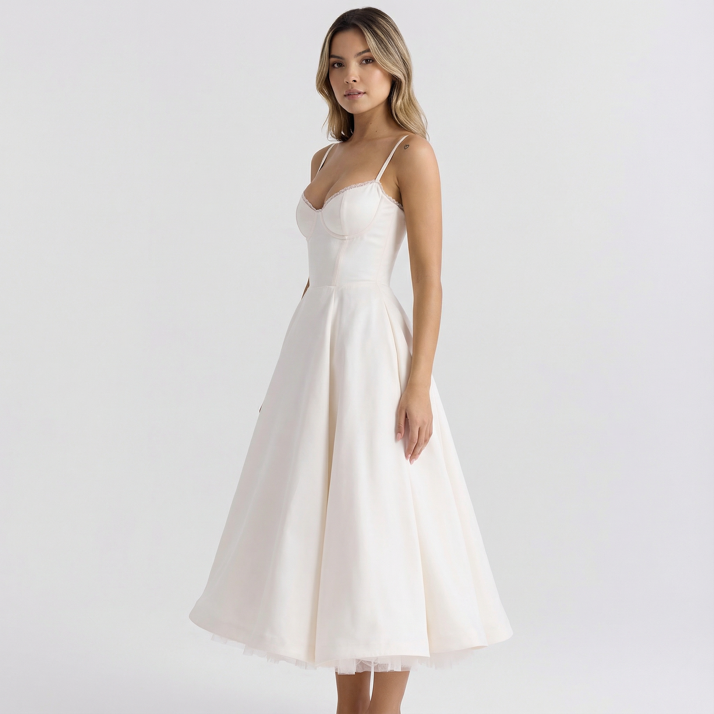 Alma | Vestido entallado de tejido suave