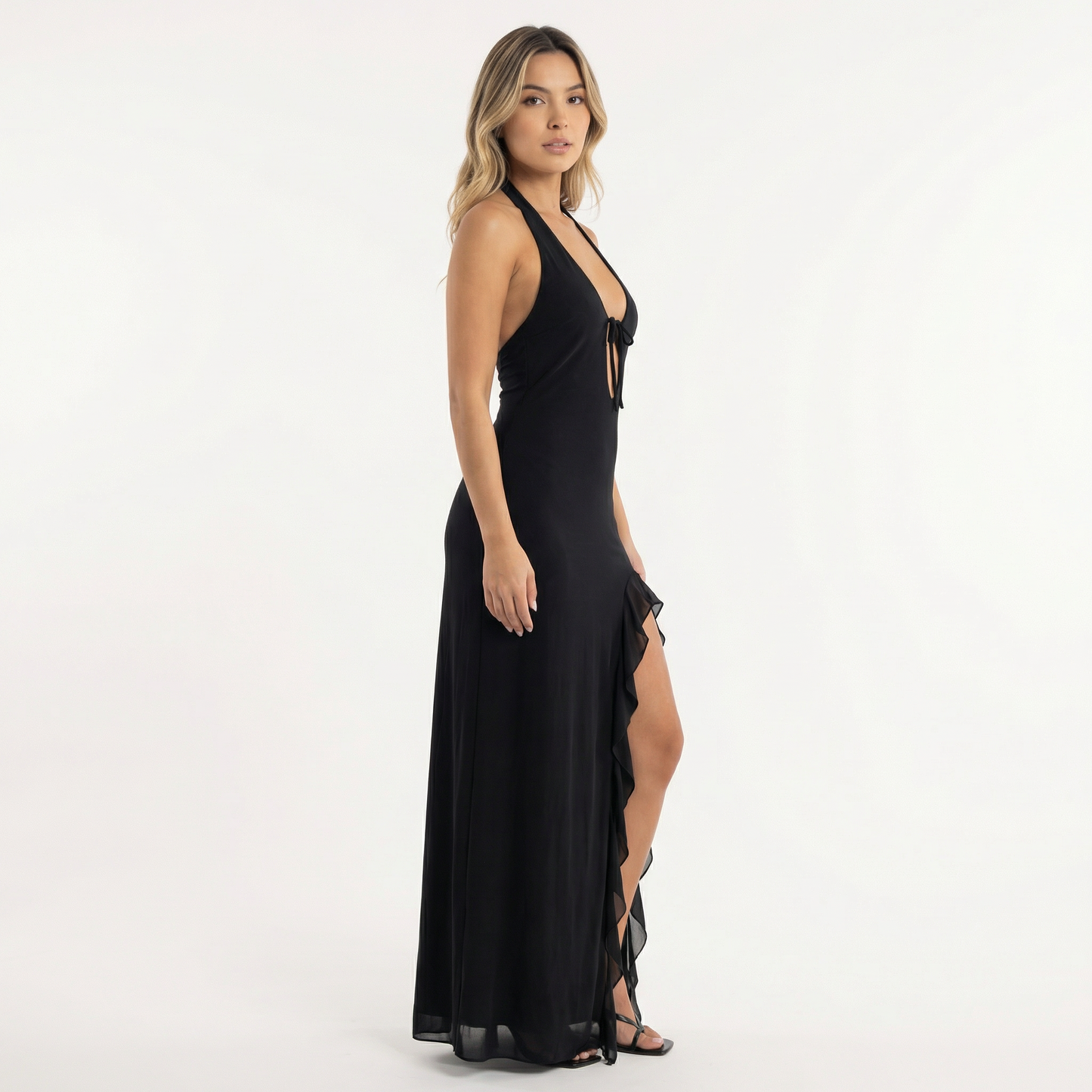 Valentina | Vestido largo con volantes y espalda abierta