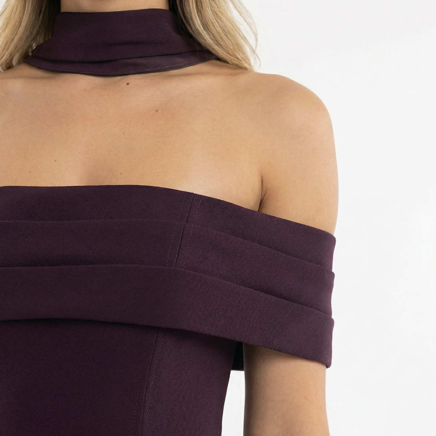 Amara | Vestido largo asimétrico con abertura