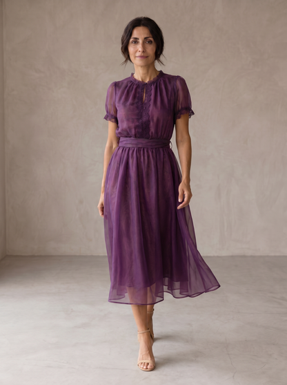 Flavia | Vestido largo de chifón con escote lágrima y ribete de encaje