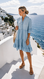 Brisa Azul | Vestido Mini con Volantes y Botones Frontales
