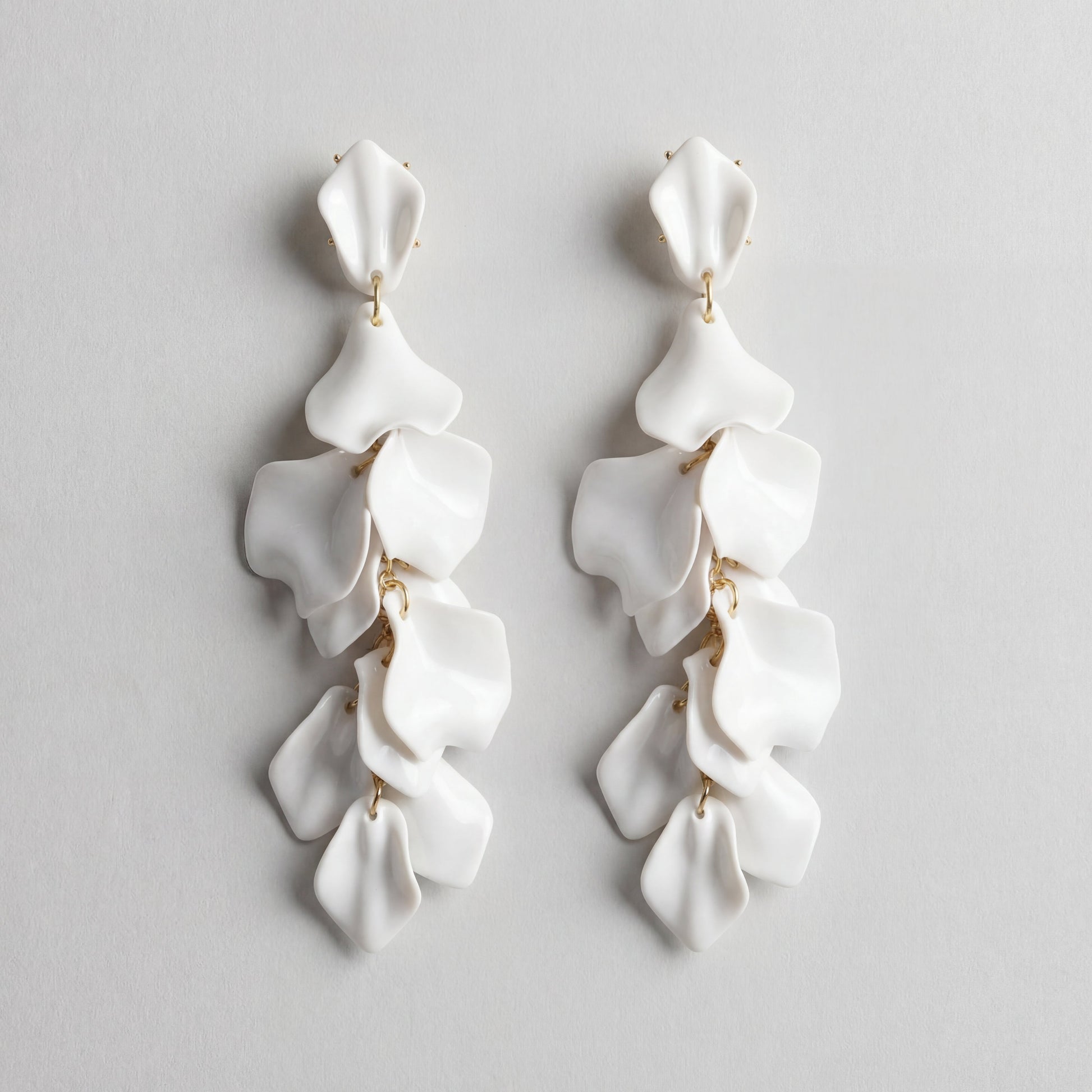 Orchidea | Pendientes largos con pétalos de flor