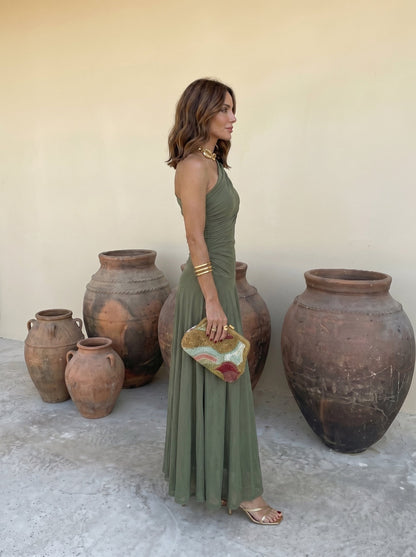 Calíope | Vestido largo verde de caída elegante en Verde