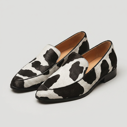 Elio | Mocasines negros de líneas modernas